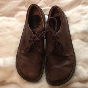 Classic Leather Born Oxfords 8 1/2